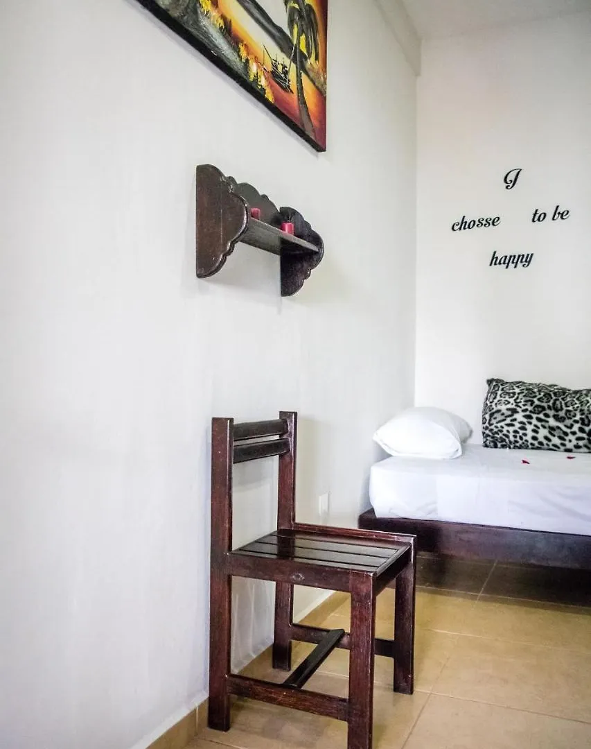 ***  Moonshine Hotel Playa del Carmen Mexico